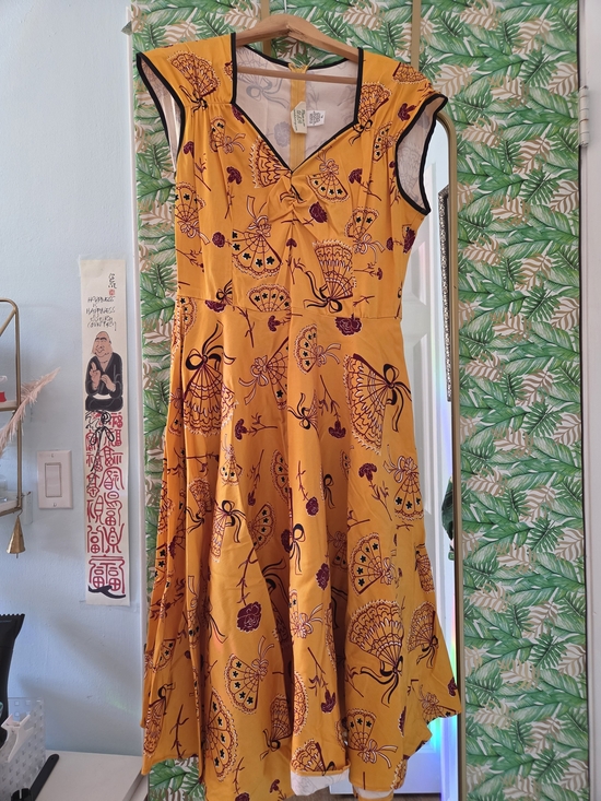 Pinup Couture Dresses & Skirts - Pinup Couture Mustard Yellow Fan-Print Fit & Flare Midi Dress